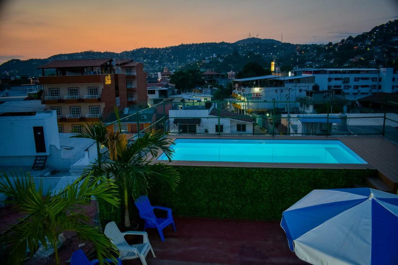 Hotel Gaby Inn Zihuatanejo Exterior photo
