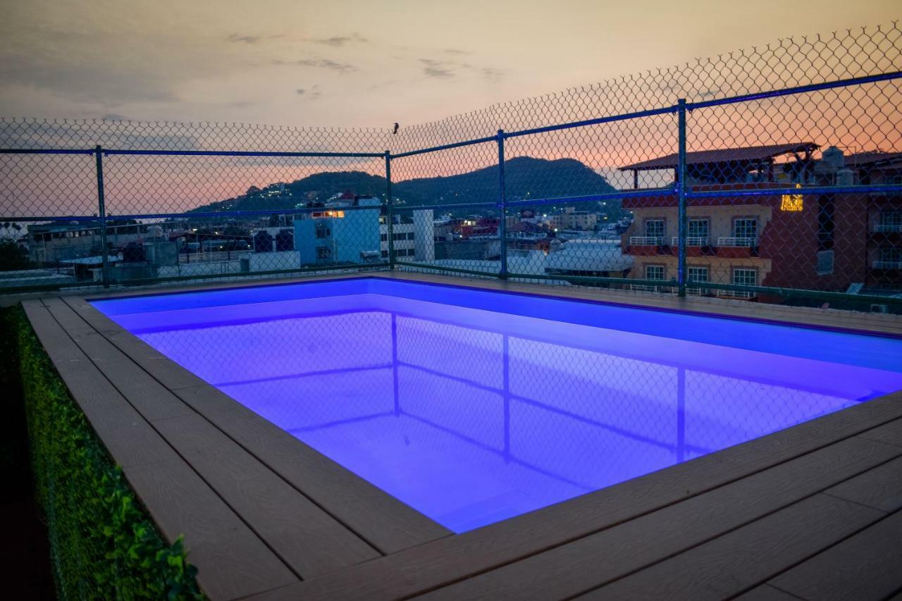 Hotel Gaby Inn Zihuatanejo Exterior photo